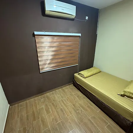 Santai Salai Homestay And Cafe